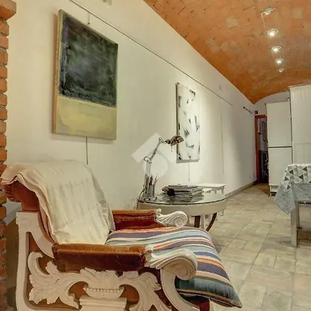 Domus Gallery Monti * Rome